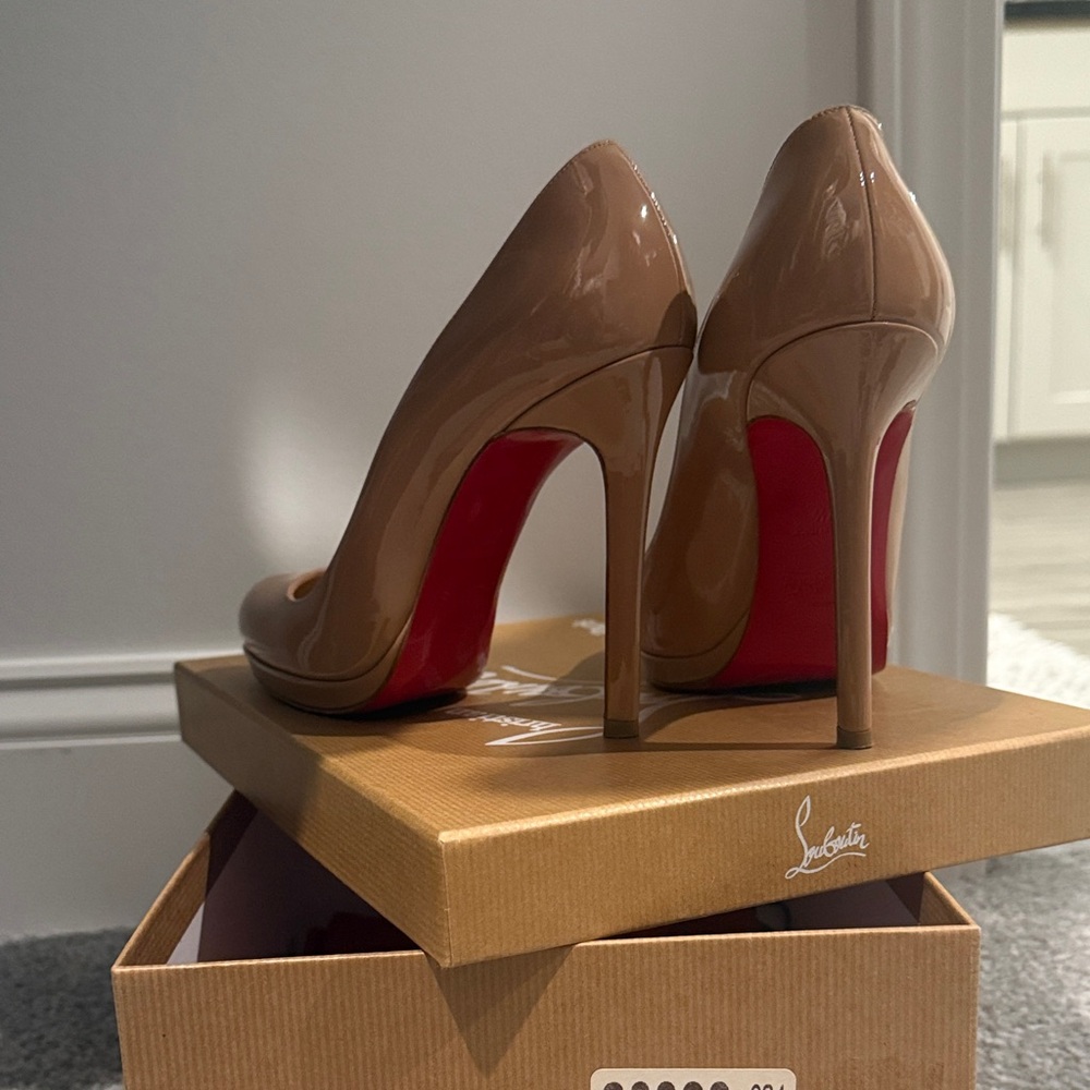 Christian Louboutin Pumps - Picture 4 of 10